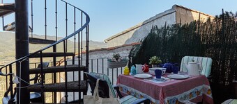 Room 'La Alcoba Vieja - Suite - Apto' with Mountain View and Private Terrace