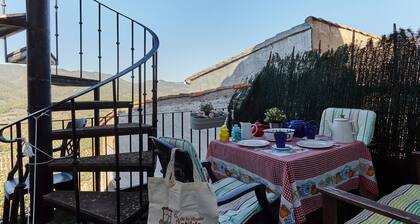Room 'La Alcoba Vieja - Suite - Apto' with Mountain View and Private Terrace