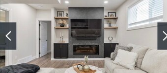 Charming 2-bedroom house in awesome Edmonton with AC, WiFi