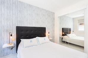 2 chambres, fer et planche à repasser, accès au Wi-Fi (inclus)