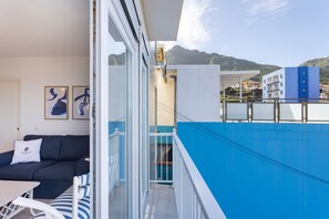 Property grounds - Vacation Apartment 'Ocean View By Agüita Salada Suites' with Sea View, Balcony & Wi-Fi (Bajamar)