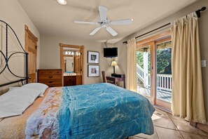 6 bedrooms, free WiFi, bed sheets