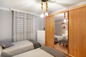 2 bedrooms, free WiFi, bed sheets