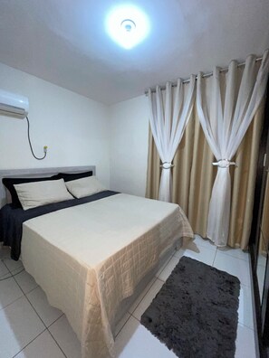 1 bedroom, iron/ironing board, free WiFi, bed sheets - Apartment in Condominium  (Antonio Cassimiro Petrolina)