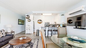 Unclassified image, 4 of 27, button