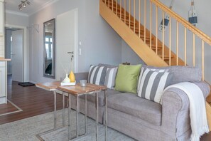 Fernseher, Stereoanlage