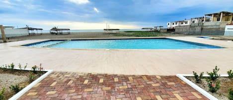 Piscina all'aperto