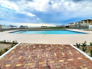 Outdoor pool - Casa Azul - 3 Bedroom House with AC Pool and WiFi (General Villamil)