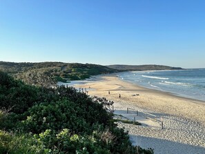 Beach - This stylish place to stay is perfect, elegantly finished with ample space. (Catherine Hill Bay)