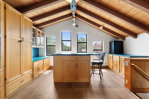 Charming 3-bedroom house with WiFi, AC, in pleasant Williamson Valley, Prescott