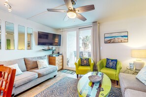 电视、DVD 播放器、影片库