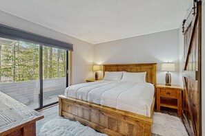 2 bedrooms, internet, bed sheets