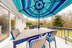 تناول الطعام بالخارج