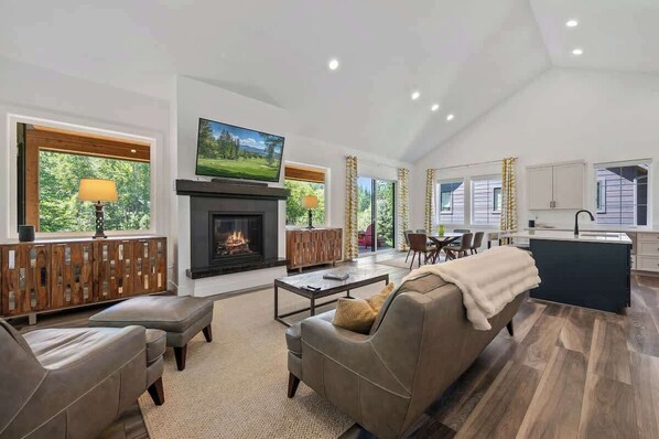 Smart TV, fireplace, offices