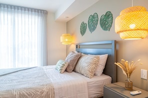 1 bedroom, WiFi, bed sheets - Beachfront condo with direct sand access, ocean views & vibrant nightlife nearby (Jaco)