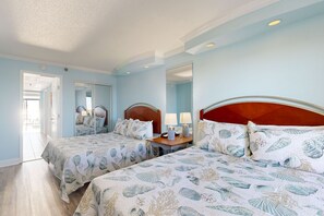 1 bedroom, iron/ironing board, internet, bed sheets - Bright beachfront condo with hot tub, pools, and balcony views of the ocean! (Myrtle Beach)