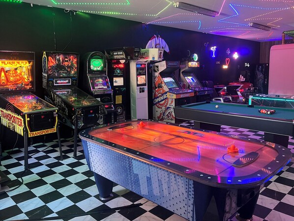 Spielezimmer