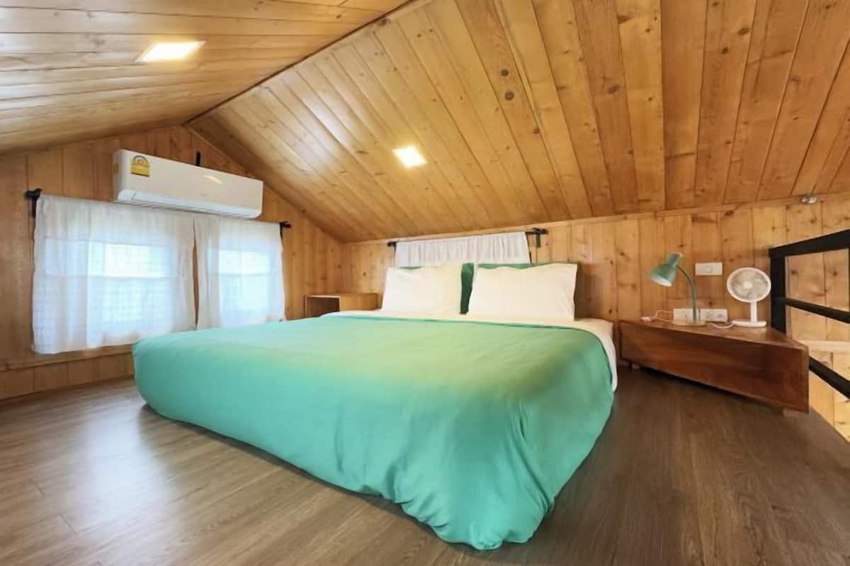 1 bedroom, in-room safe, desk, laptop workspace