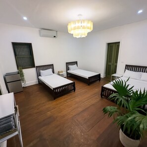 Classic Quadruple Room, Non Smoking, Partial Sea View | Free WiFi, bed sheets