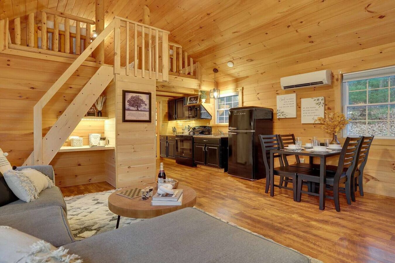 Smart TV, table tennis