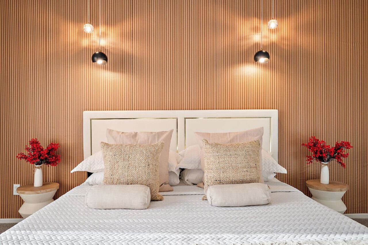 4 camere, una scrivania, ferro/asse da stiro, culla da viaggio