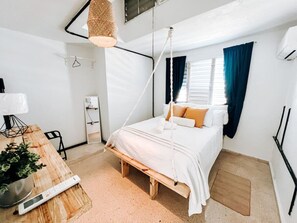 Desk, free WiFi, bed sheets