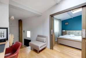 1 chambre, bureau, accès Internet, draps fournis