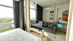 Căn hộ Deluxe, ban công, quang cảnh bãi biển | 1 phòng ngủ, truy cập Internet không dây miễn phí 