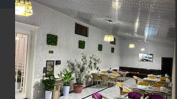 TV, monitores de computador, impressoras