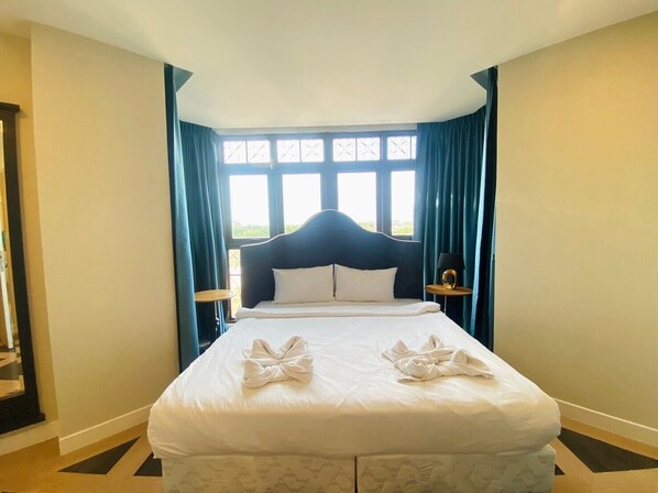 Family Condo, City View