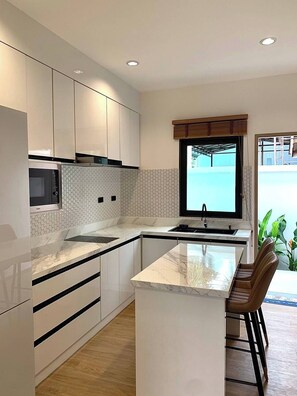 Villa, 2 Bedrooms, Poolside | Private kitchen