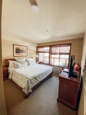 1 bedroom, travel crib, free WiFi, bed sheets