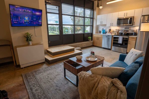 Smart TV, offices