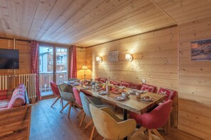 Appartement Confort, non-fumeur, vue montagne | Coin séjour