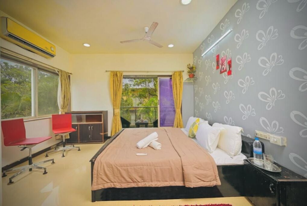 2 dormitoris, planxa i posts de planxar i wifi 