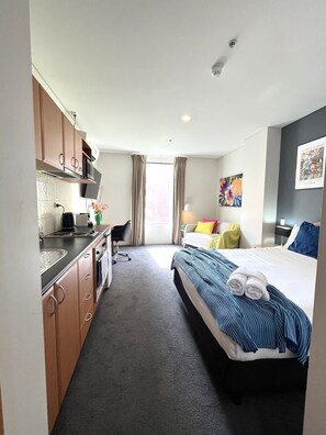 1 chambre, fer et planche Ă repasser, Wi-Fi gratuit, draps fournis
