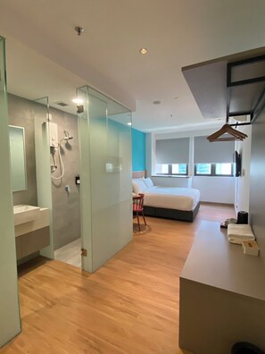 アイロン / アイロン台、WiFi、ベッドシーツ