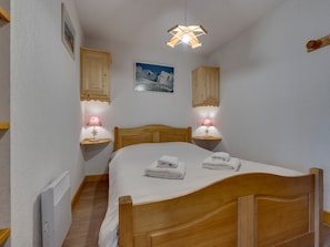 1 chambre, Wi-Fi gratuit, draps fournis