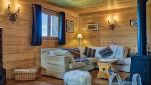 Chalet, 4 Bedrooms | Interior - Chalet Luxury Les Forges (Courmayeur)