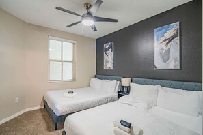2 Schlafzimmer, Bügeleisen/Bügelbrett, WLAN, Bettwäsche