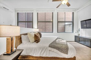 2 chambres, fer et planche à repasser, lit de bébé portatif, Wi-Fi