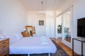 1 camera, ferro/asse da stiro, Wi-Fi gratuito, lenzuola