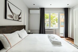 3 chambres, bureau, fer et planche à repasser, Wi-Fi gratuit