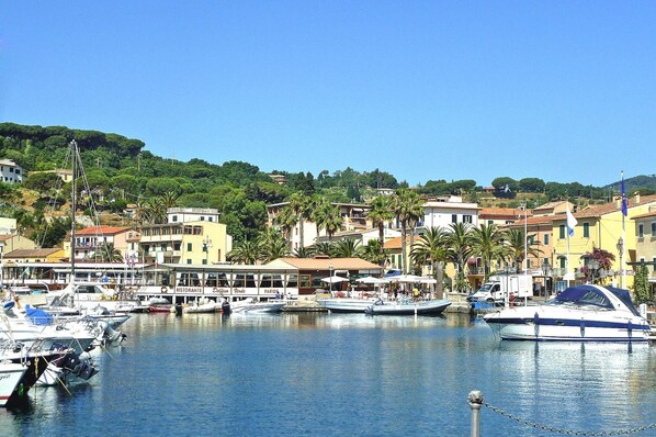 Apartment | Water view