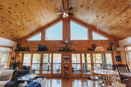 Camp Scratch Off - 2 Bedroom Home on Sylvia Lake, NY