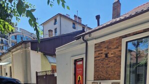 Exterior - Buddha hostel (Chisinau)