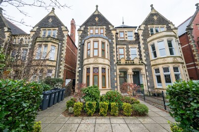 2bed City Centre Flat - Free Parking