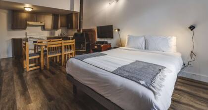 Studio Chamonix 2 (Mezz 2 Q) - 4 people