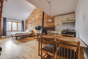 1 bedroom, WiFi, bed sheets - Studio Courchevel 3 (Mezz 2 Q - 1 DL) - 6 people (Saint-Ferréol-les-Neiges)
