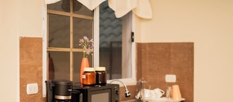 Charming 3-bedroom house with WiFi, AC in terrific Santa Rosa de Copan